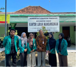 Balai Desa Mangunsuman