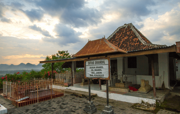 Kantor Kepala Desa Srandil