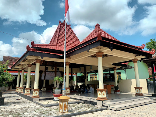 Balai Desa Nailan