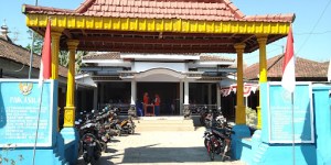 Kantor Desa Karanggebang