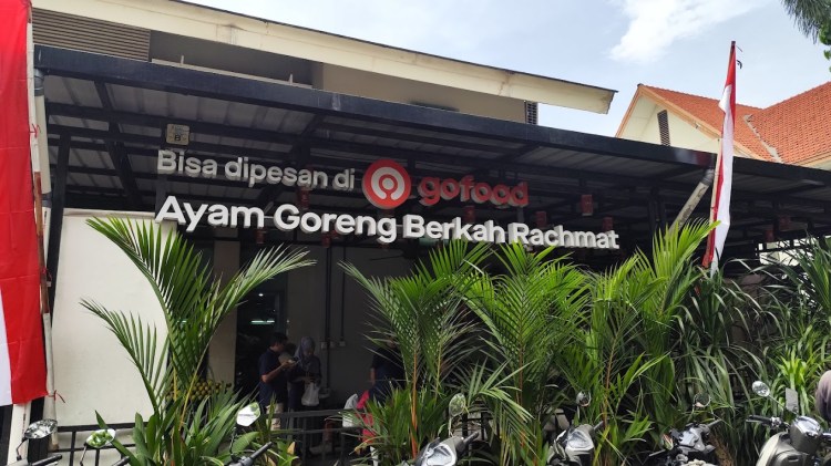 Ayam Goreng Kampung "BERKAH"
