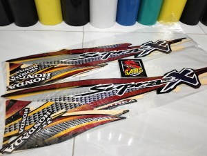 Sam's Stikers pusat
