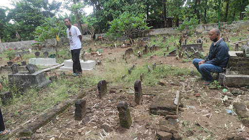 MAKAM KYAI HARJO BESARI