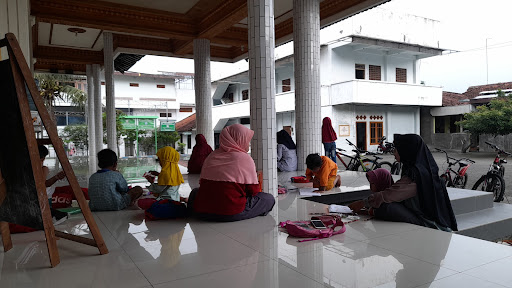 Pondok Pesantren Imam Mursid Ponorogo (LDII)