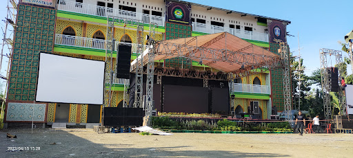 PONDOK PESANTREN AL MANSHUR