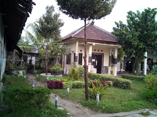 Pondok Pesantren Al Iman Putra Ponorogo (Islamic Boarding School for Male)
