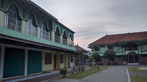 Pondok Pesantren Keterampilan Al-Ikhlas