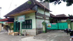 PONDOK PESANTREN "MAMBAUL HIKMAH"