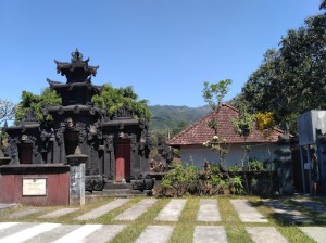 Pura Kerta Bhuwana Giri Wilis