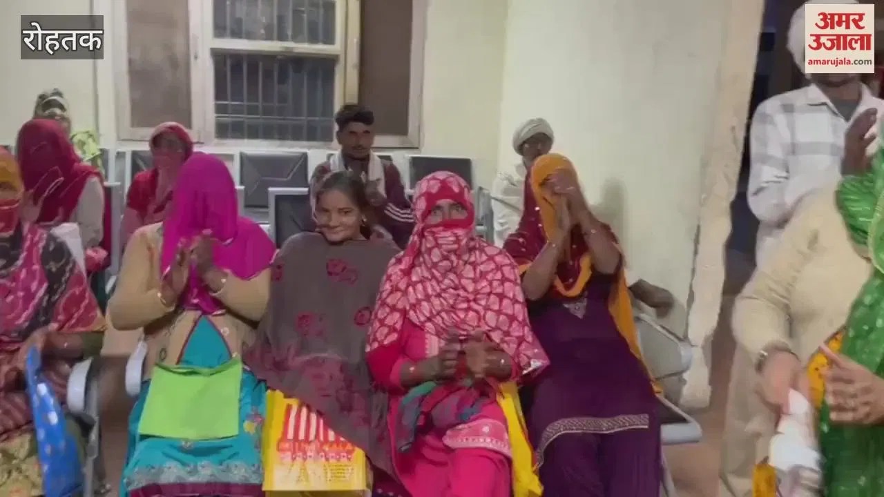 रोहतक के जसिया में 114 लोगों को 17 साल बाद रजिस्ट्री समेत मिले सौ-सौ गज के प्लाट  Latest Haryana News