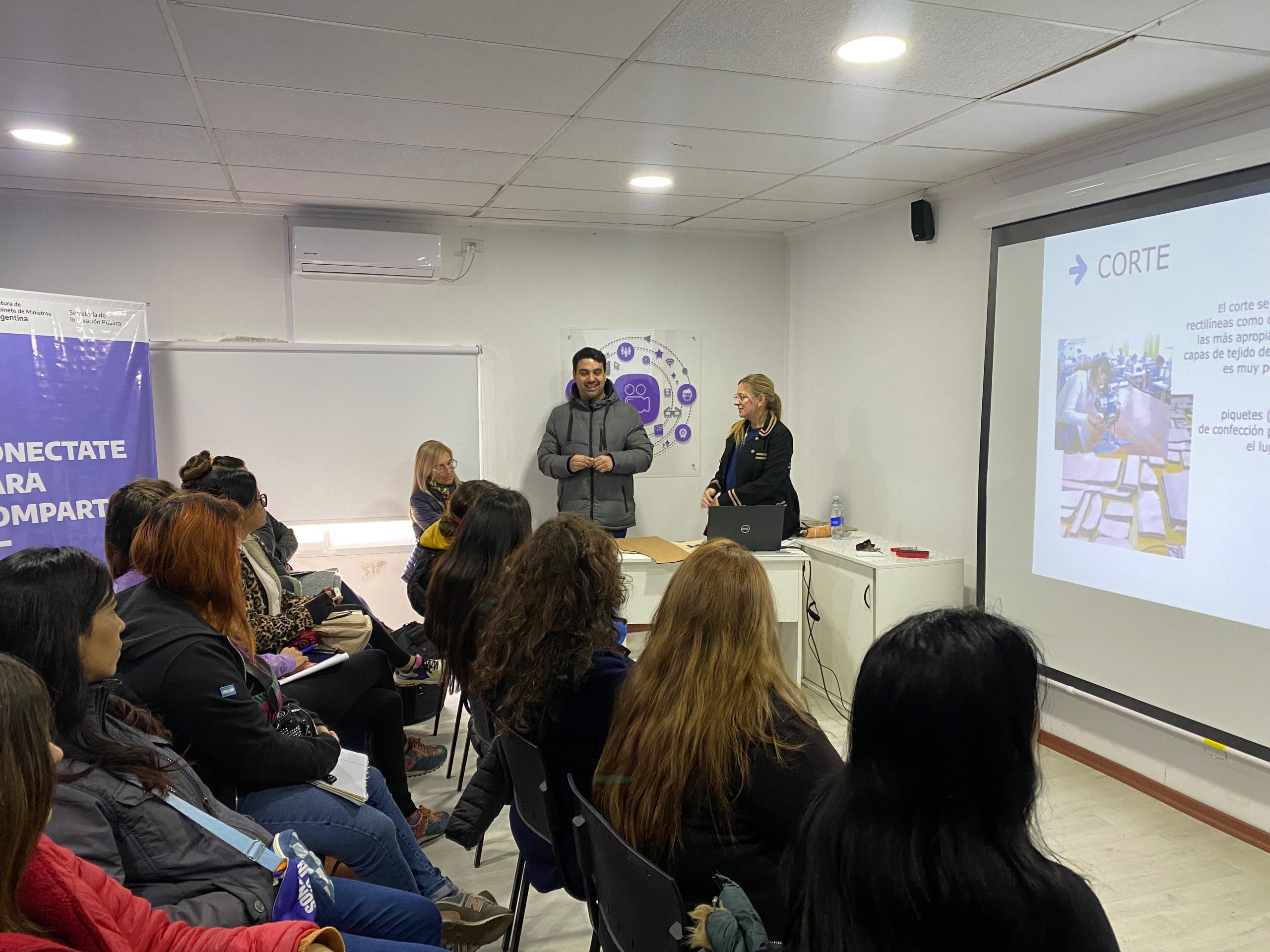 Comenzó la Formación en Operaria y Operario de la Industria Textil