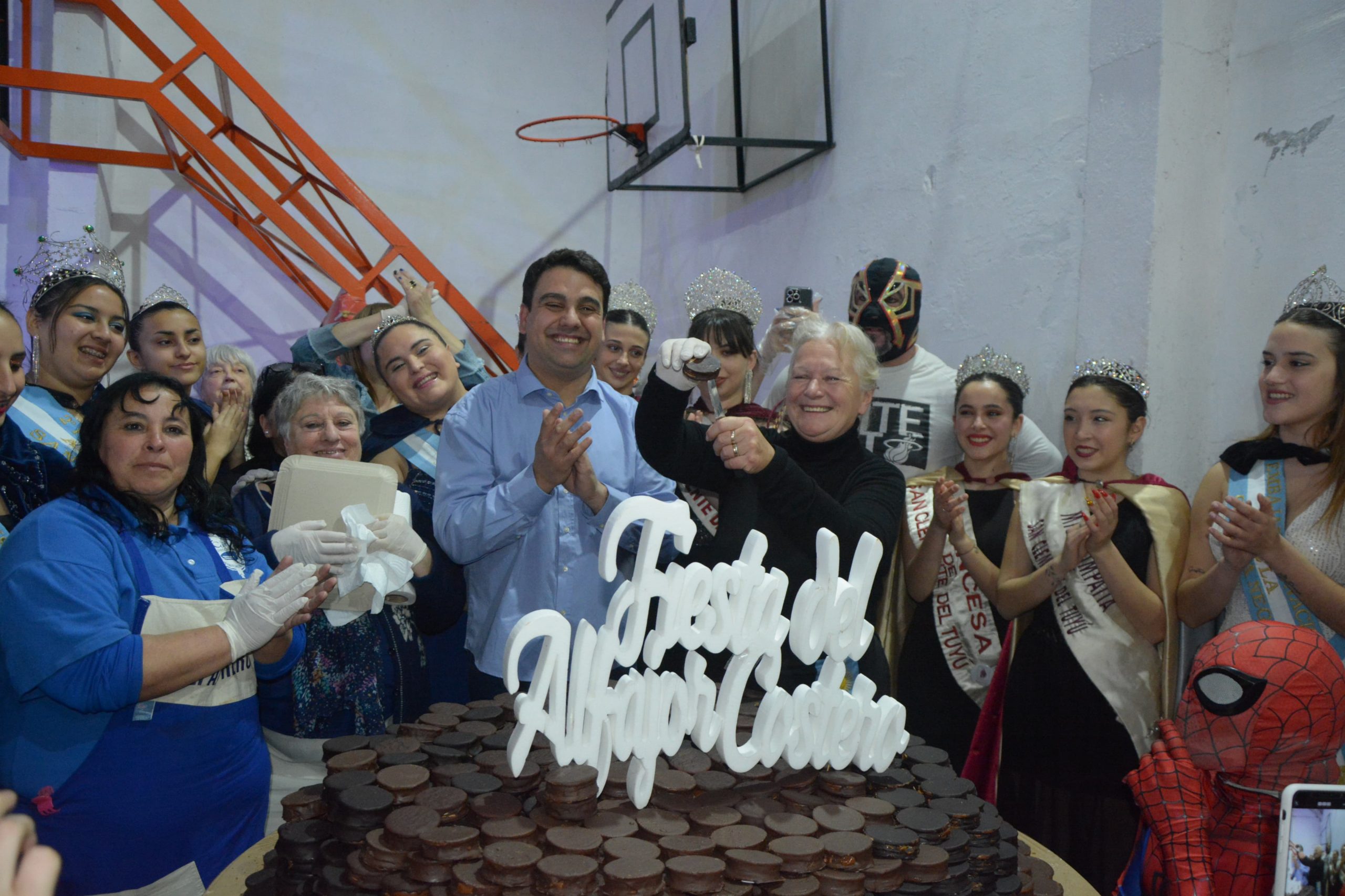 Más de 10.000 personas disfrutaron la 10º Fiesta Provincial del Alfajor Costero