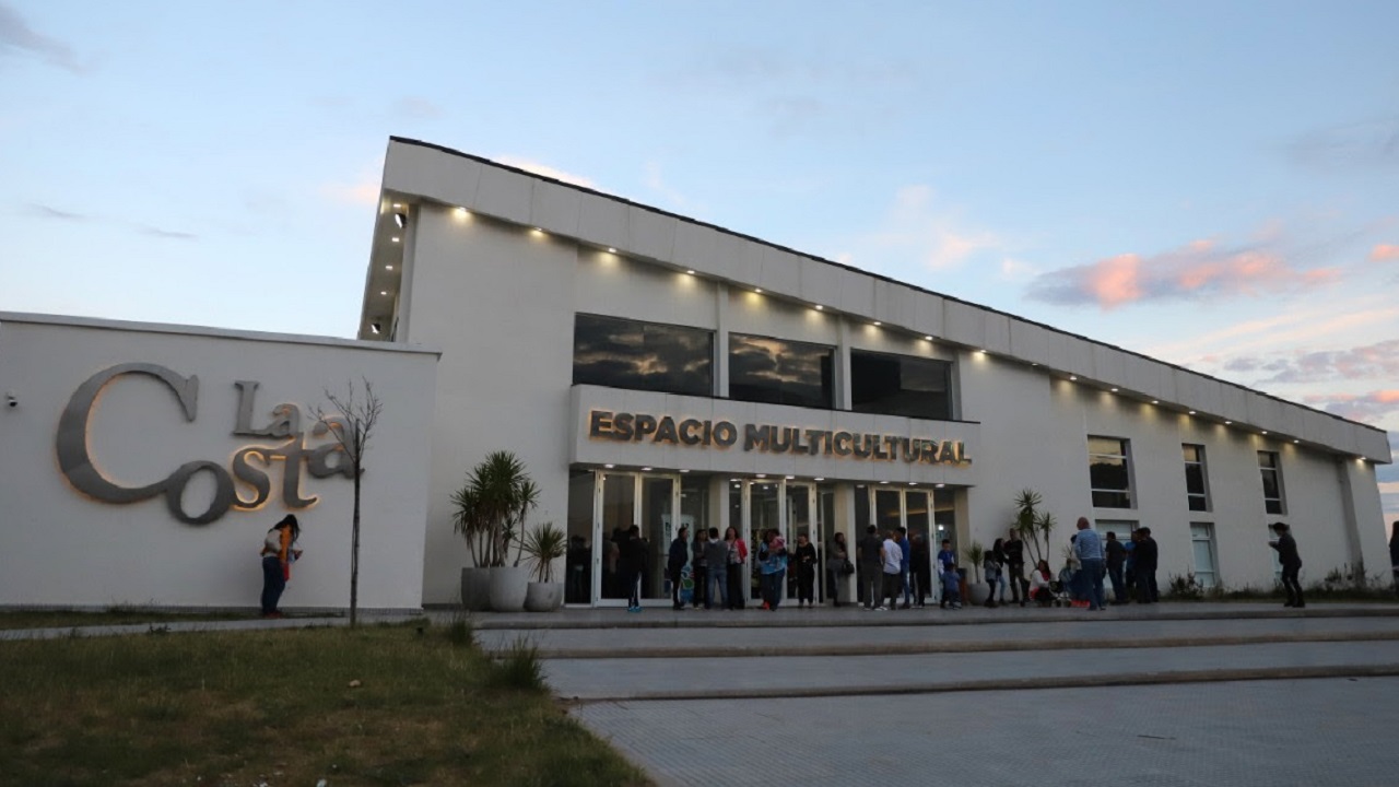 SEMINARIO DE DIBUJO ANATÓMICO EN MAR DE AJÓ: UNA INMERSIÓN EN LA ESTRUCTURA DEL CUERPO HUMANO SEMINARIO DE DIBUJO ANATÓMICO EN MAR DE AJÓ: UNA INMERSIÓN EN LA ESTRUCTURA DEL CUERPO HUMANO