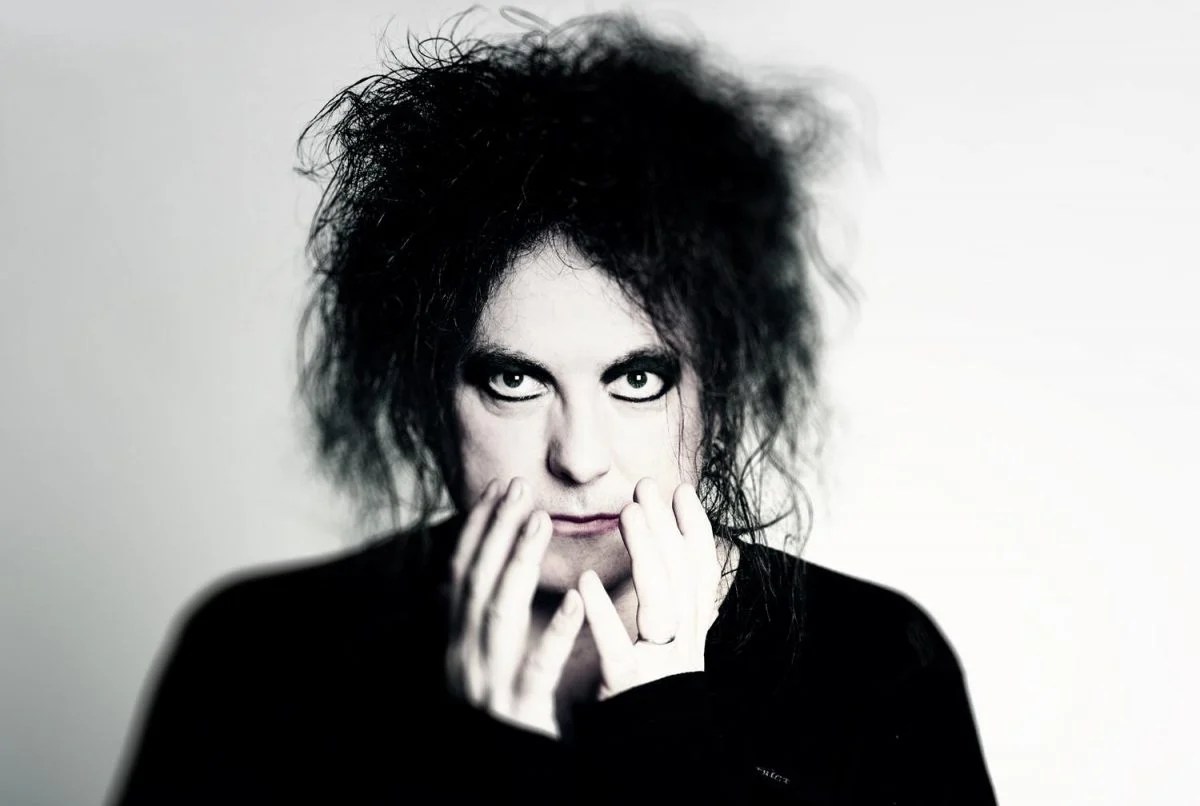 The Cure arbeiten an neuem Material – Robert Smith’s Meltdown Festival erweitert Line-Up (+Spotify Playlist)