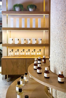 Eventi: L'apertura Del Secondo Flagship Store Di Laboratorio Olfattivo A Torino - Novità Su Profumi, Essenze E Cosmetici Per Donna E Uomo 374_x_250_jpg