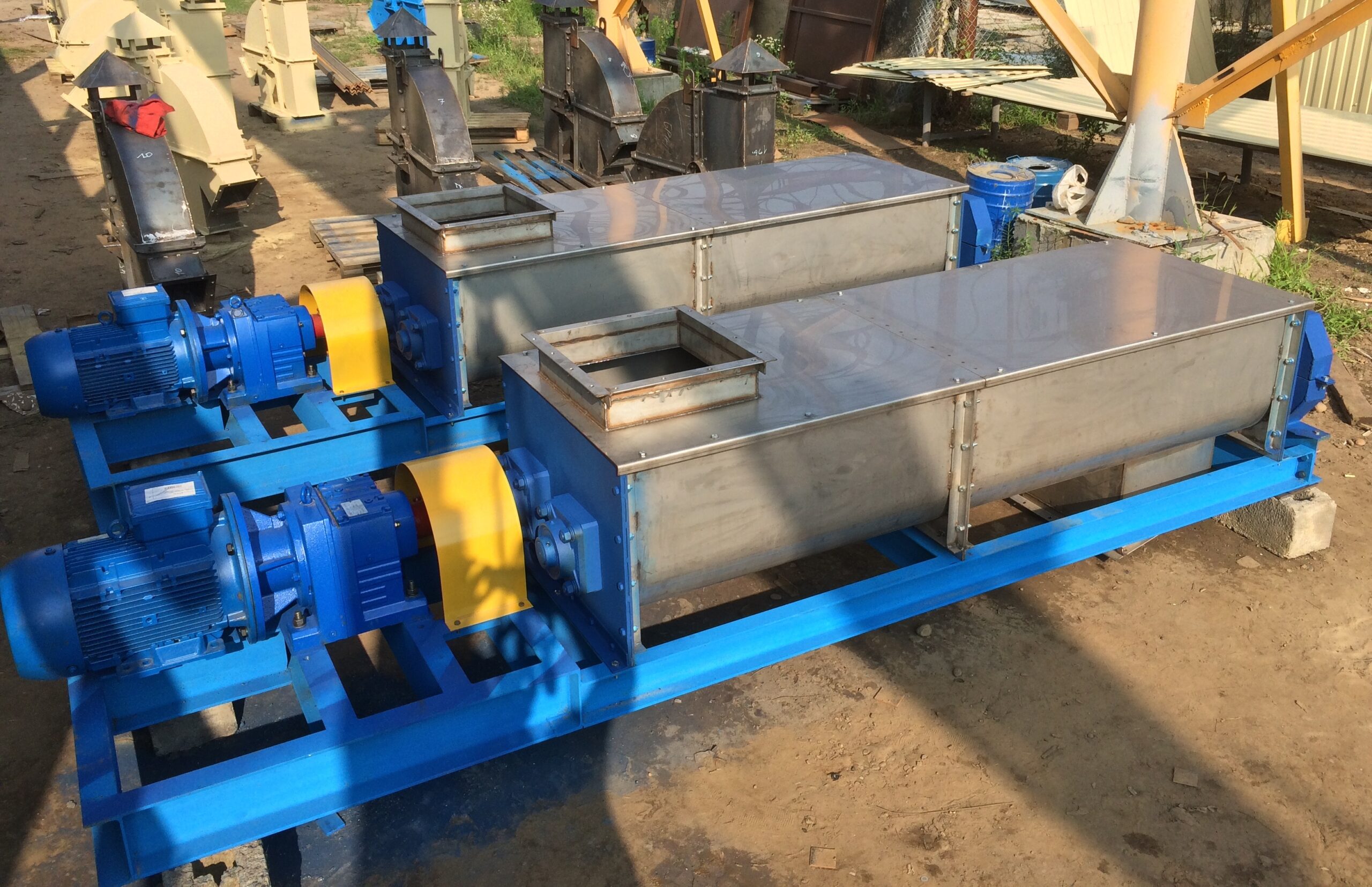 Принцип действия лопастных смесителей