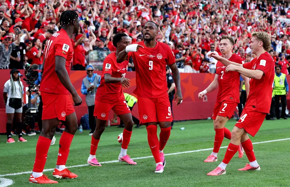 Canada secures first World Cup victory, thrashing Qatar 6-0