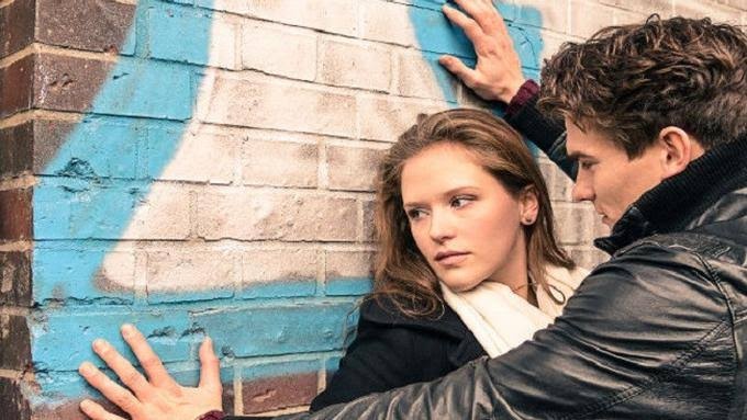 Jika harus memilih, mana yang lebih baik, pasangan mu menjadi posesif atau  over protektif? Mengapa? - Quora