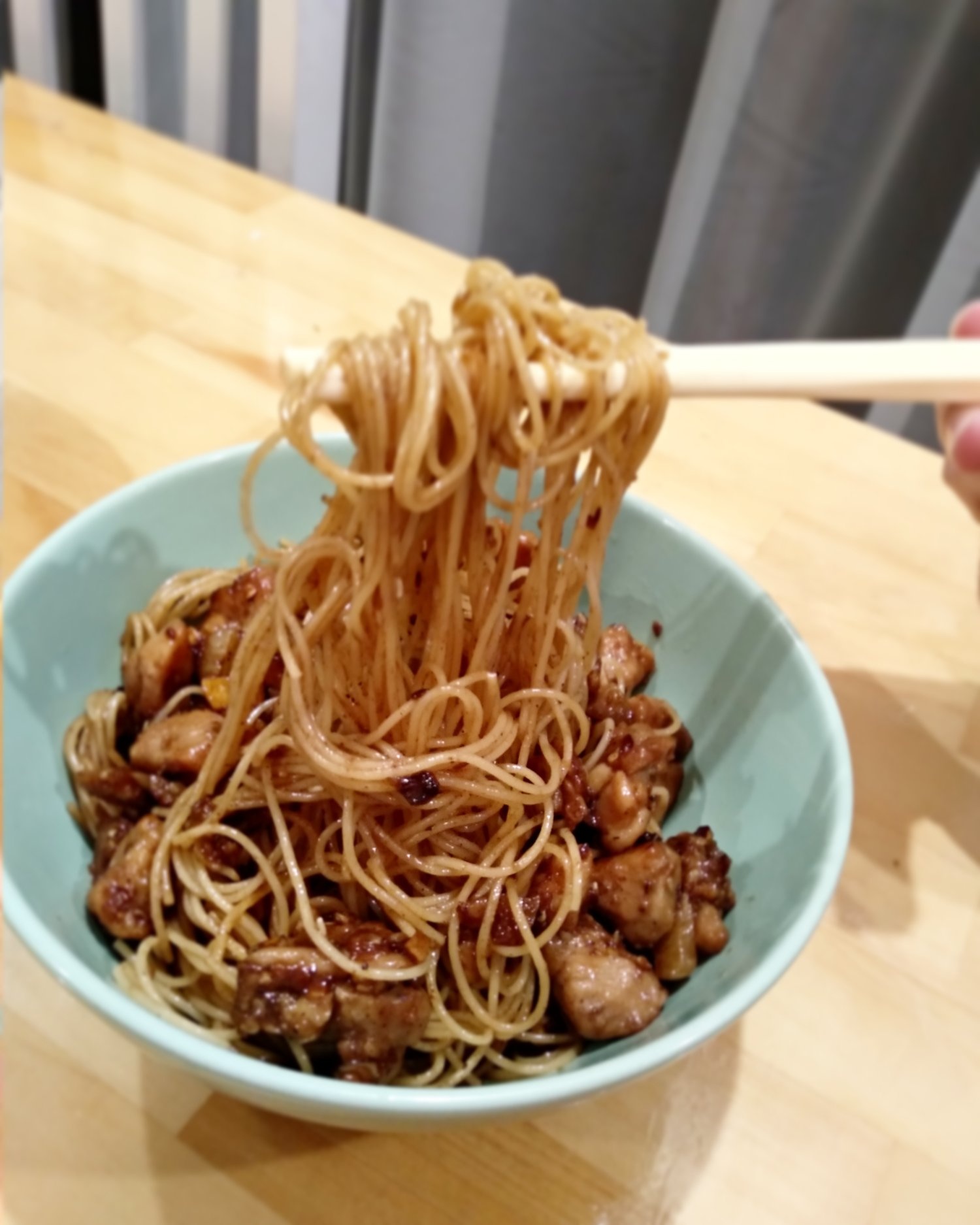 Apa masalah kesehatan yang muncul jika terlalu sering mengonsumsi mie  instan? - Quora