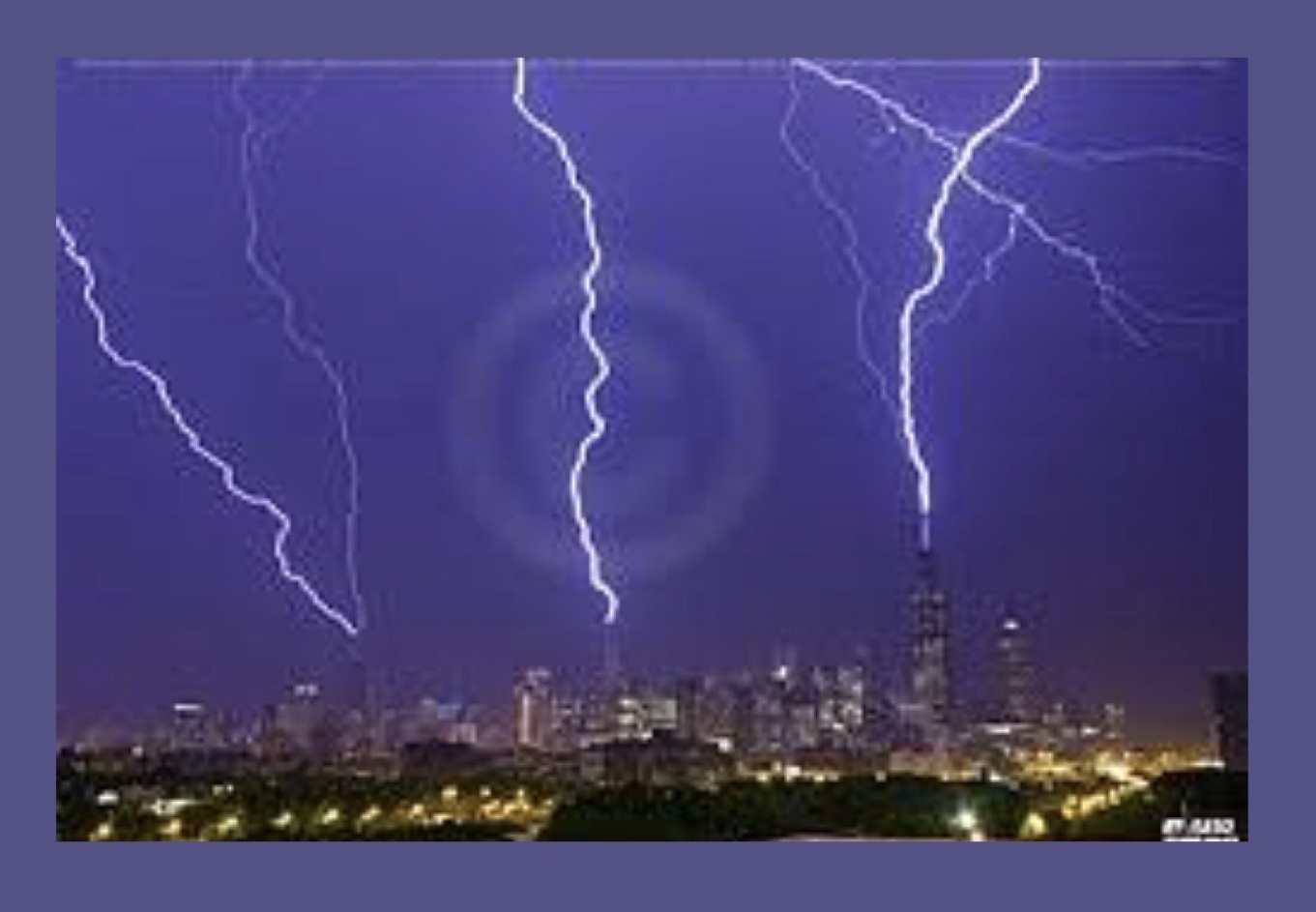 Tindakan pencegahan keamanan apa yang harus diambil selama badai petir? -  Quora