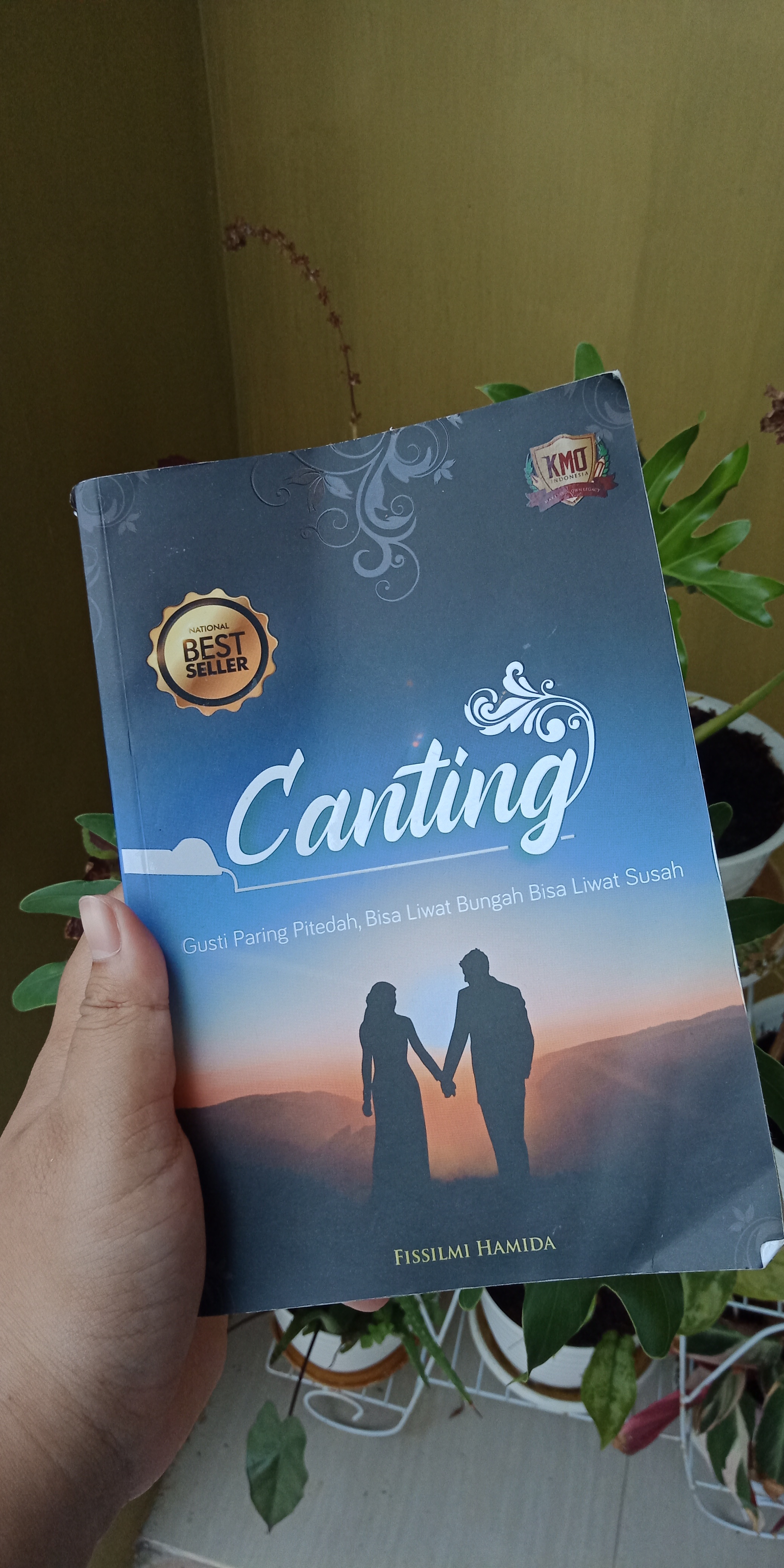 Apa saja judul novel karangan penulis Indonesia yang direkomendasikan dan  bukan tentang kisah cinta remaja? - Quora