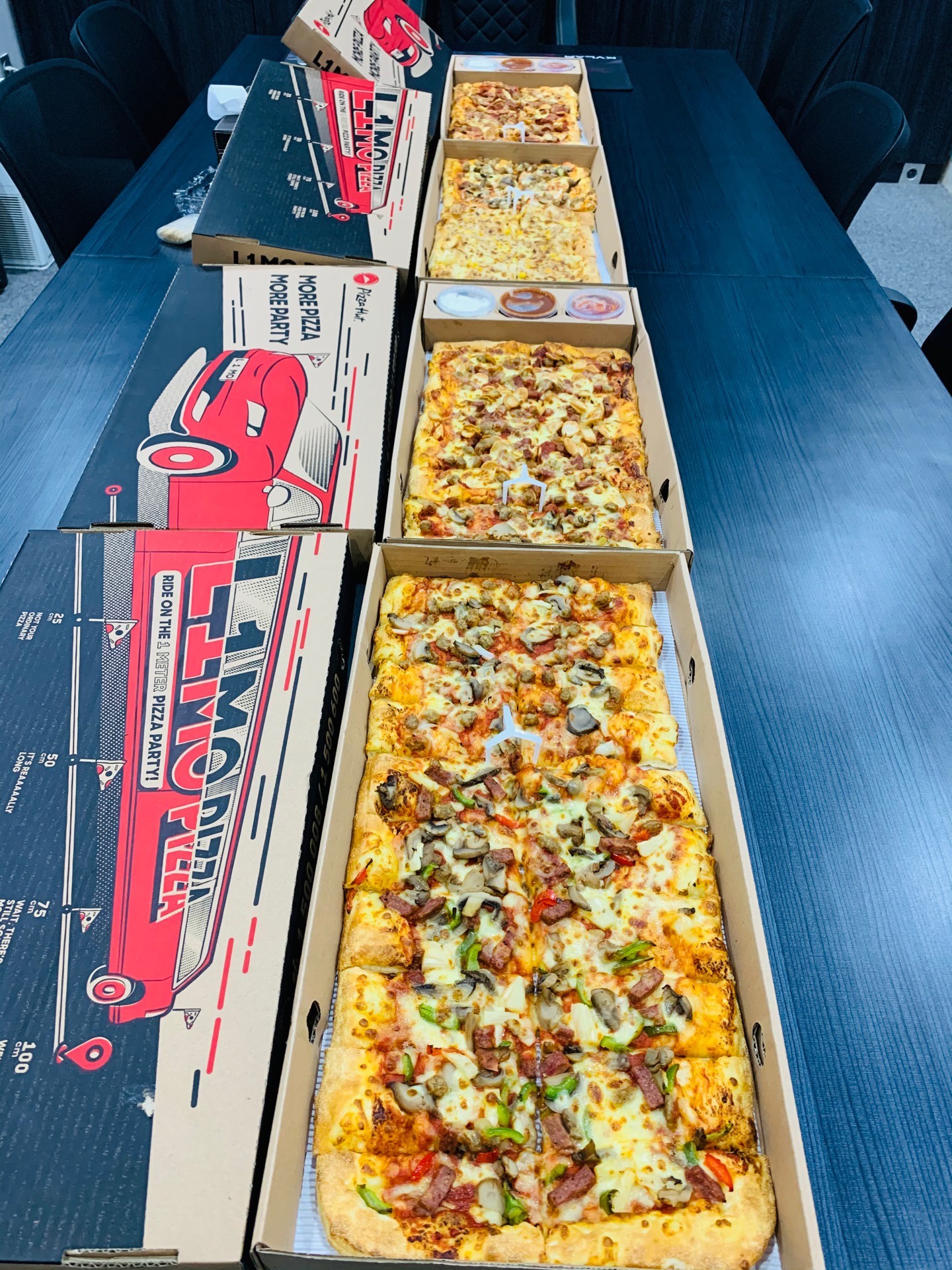 Pernahkah anda membeli &lsquo;Limo Pizza&rsquo; dari Pizza Hut? Bagaimana reviewnya? -  Quora