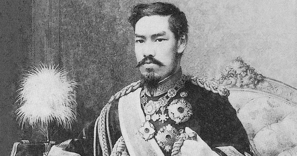 Mengapa Jepang di era Meiji bisa memodernisasi negaranya tanpa meruntuhkan  monarki dan menggantinya dengan republik? - Quora