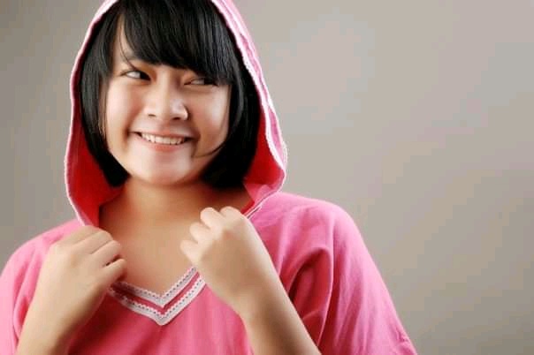 Bagaimana trik tampil fotogenic ketika di foto? - Quora