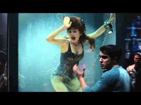 Bagaimana suasana saat syuting adegan ciuman atau adegan ranjang dalam  suatu film? - Quora