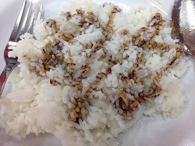 Mengapa ada anak yang kesehariannya hanya makan nasi dan lauk seadanya bisa  lebih pintar dibanding anak orang kaya yang makanannya bergizi? - Quora