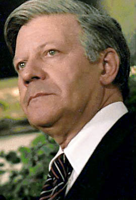 Helmut Schmidt Quote The Multicultural Society Is An Illusion Of Intellectuals Quotes Of Famous People