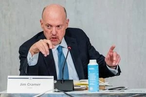 Jim Cramer says it’s time to buy the Magnificent Seven again Jim Cramer says it’s time to buy the Magnificent Seven again
