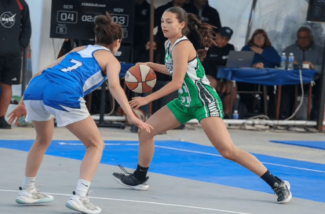 Básquet 3×3 en la Costanera del Lago Lacar Básquet 3×3 en la Costanera del Lago Lacar