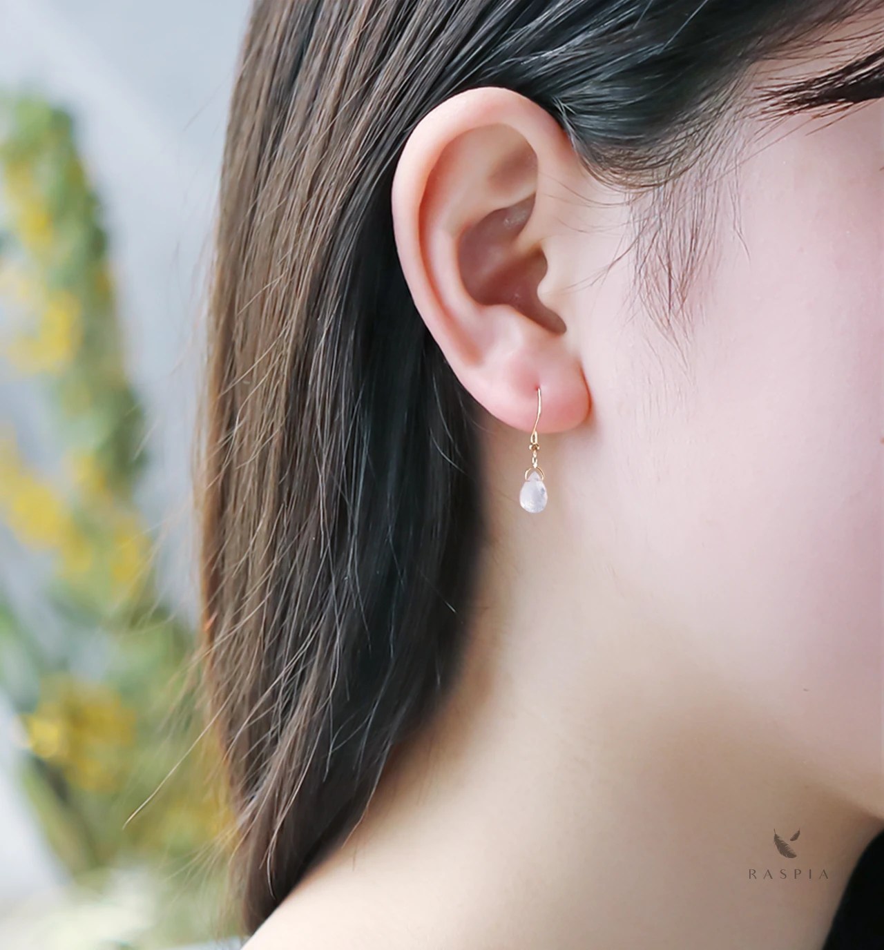 6月誕生石 K10 ムーンストーン(ブリオレットカット) フックピアス~ESPOIR~ ジュエリーブランド「RASPIA Jewelry」