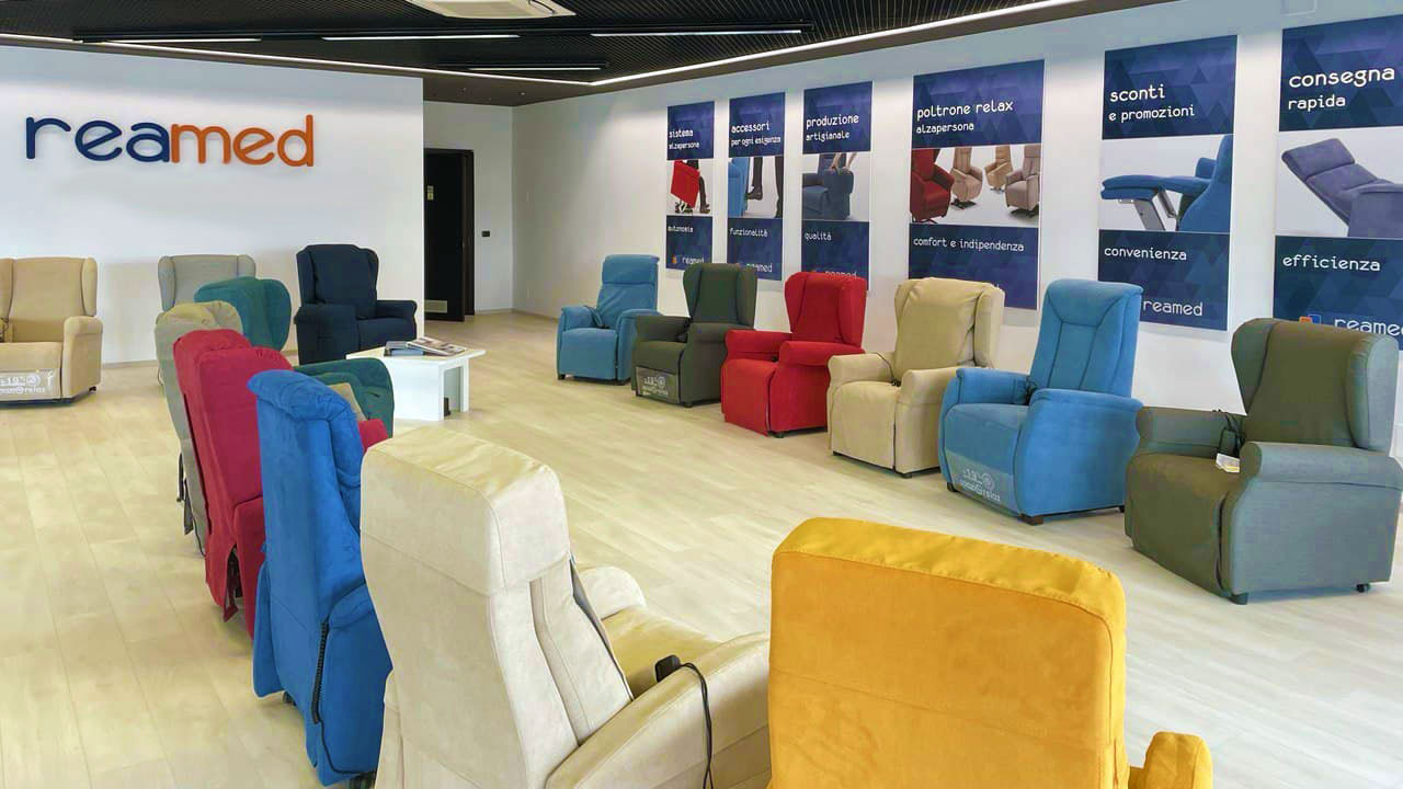 Poltrone Relax Mestre | Poltrone Per Anziani | Reclinabili Elettriche 720_x_1280_jpg