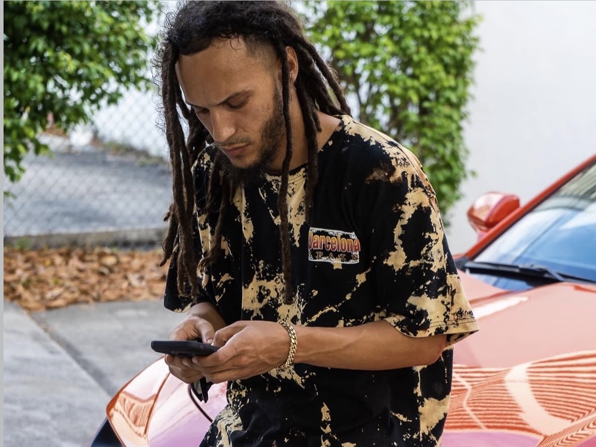 Discover D.R.O.S.K.I: South Florida’s Laidback Rap Sensation Merging Chill Vibes with Sharp Lyricism – Remixd Magazine Discover D.R.O.S.K.I: South Florida’s Laidback Rap Sensation Merging Chill Vibes with Sharp Lyricism – Remixd Magazine