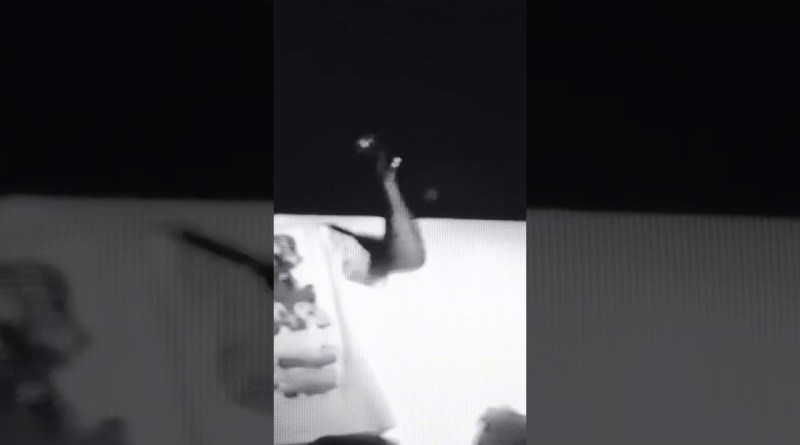 2pac live 1993 the full video coming soon. #rap #music #hiphop #2pac