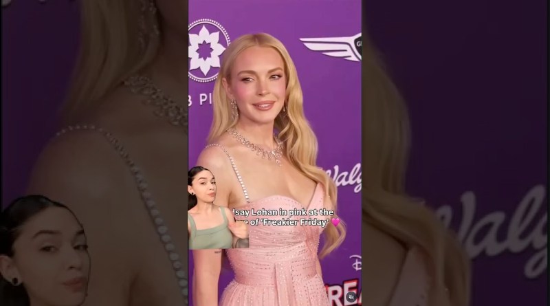 Lindsay’s surgeon seriously did a great job #fashionreview #fashion #trending