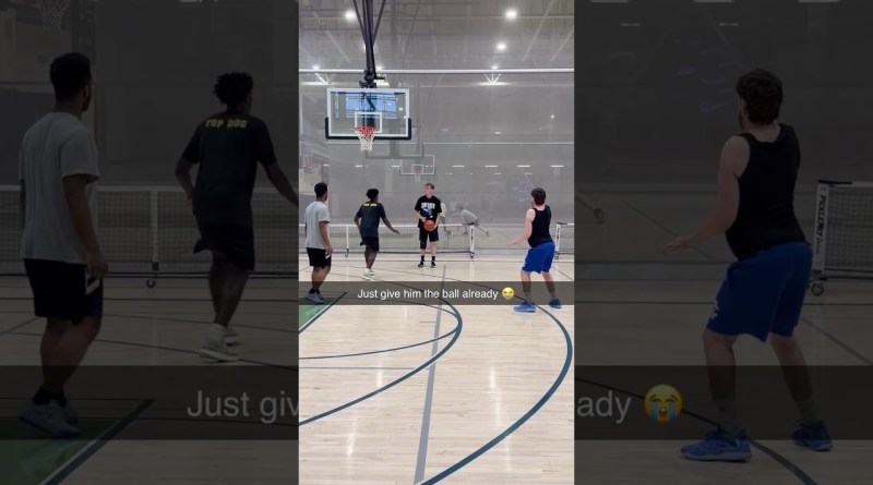 This is ridiculous #sports #basketball