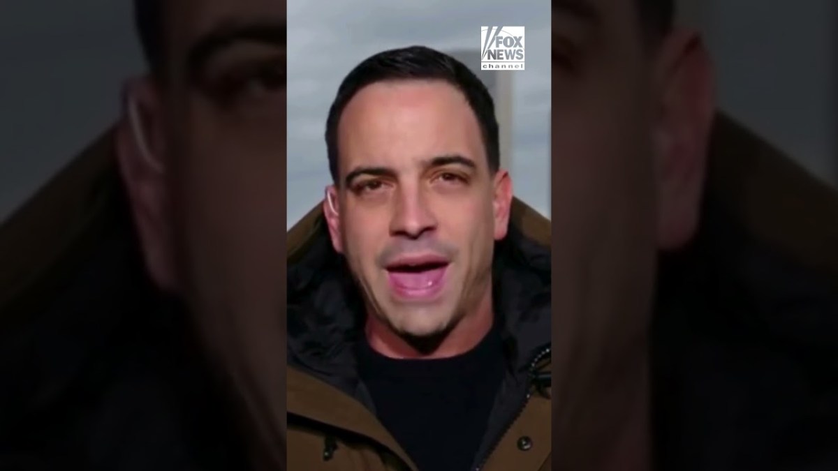 BREAKING: US and Israel strike Iran #breaking #usa #news #world #iran #us #shorts #short #trump BREAKING: US and Israel strike Iran #breaking #usa #news #world #iran #us #shorts #short #trump
