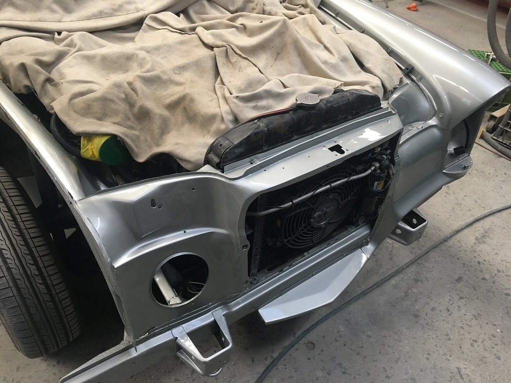 250SE crash repair update – paint