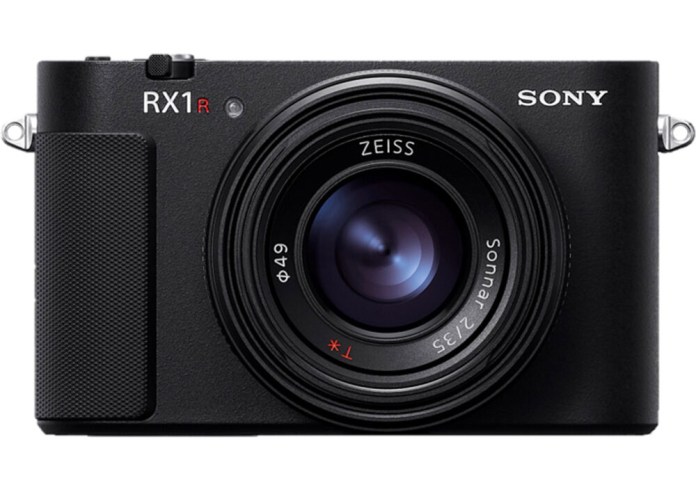 Sony’s 61MP RX1R III fixed-lens compact camera is finally here after a ten-year wait