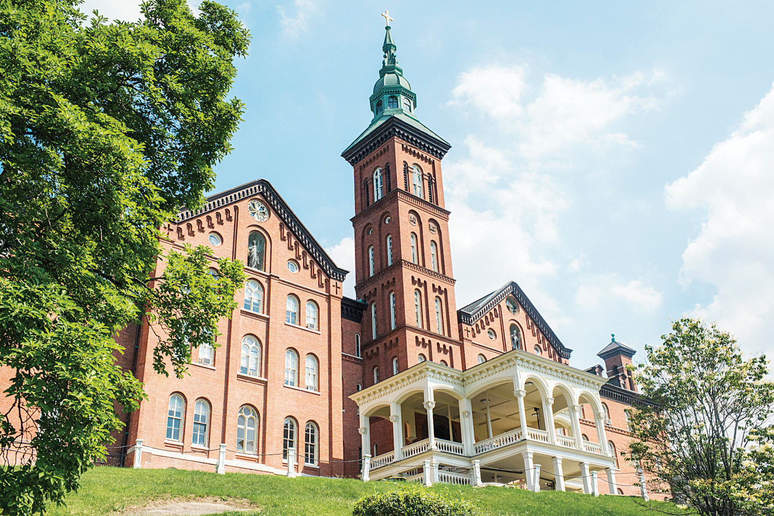 Mount Student Tests Positive For Coronavirus Shutting Down Campus The Riverdale Press Riverdalepress Com