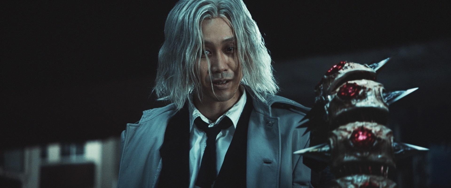 映画『東京喰種』、真戸呉緒の新ビジュアル解禁。「クインケ」のディテールが明らかに (20170622)  邦楽ニュース｜音楽情報サイトrockinon.com(ロッキング・オン ドットコム)