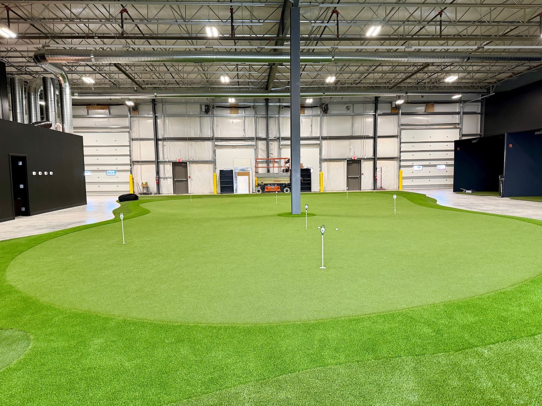 New Golf Performance Business To Blend Simulators, High-Tech Short-Game Complex 7 ywAAAAAAQABAAACAUwAOw==