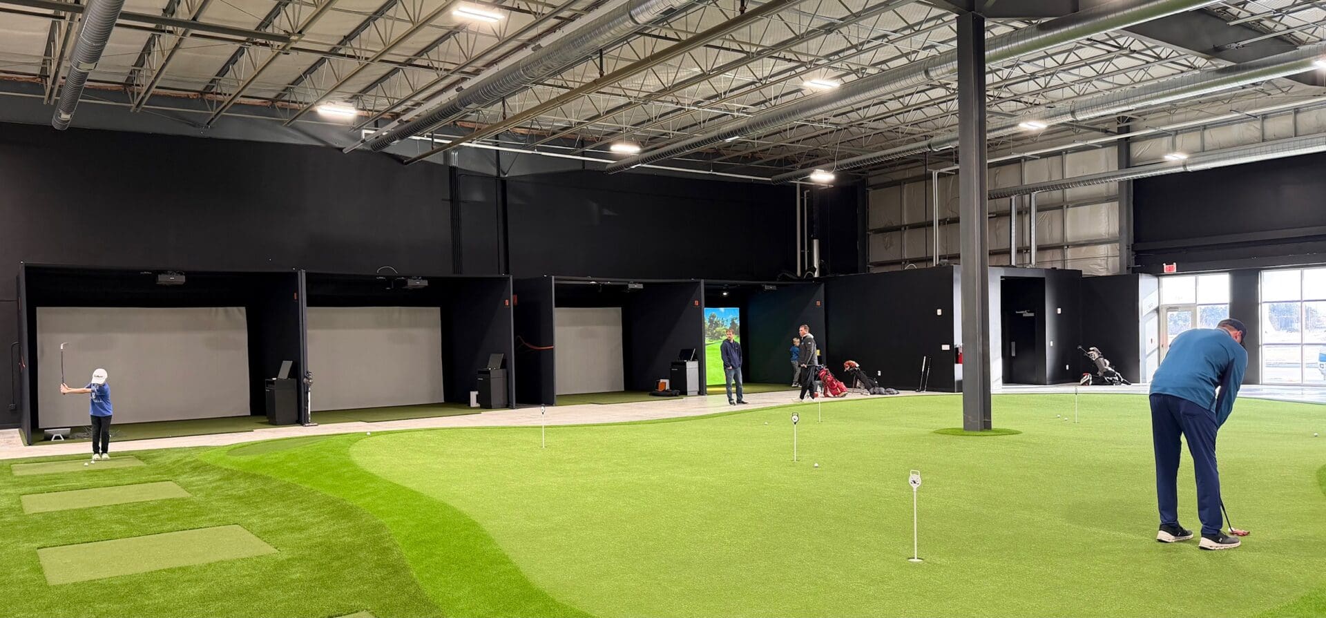 New Golf Performance Business To Blend Simulators, High-Tech Short-Game Complex 2 ywAAAAAAQABAAACAUwAOw==