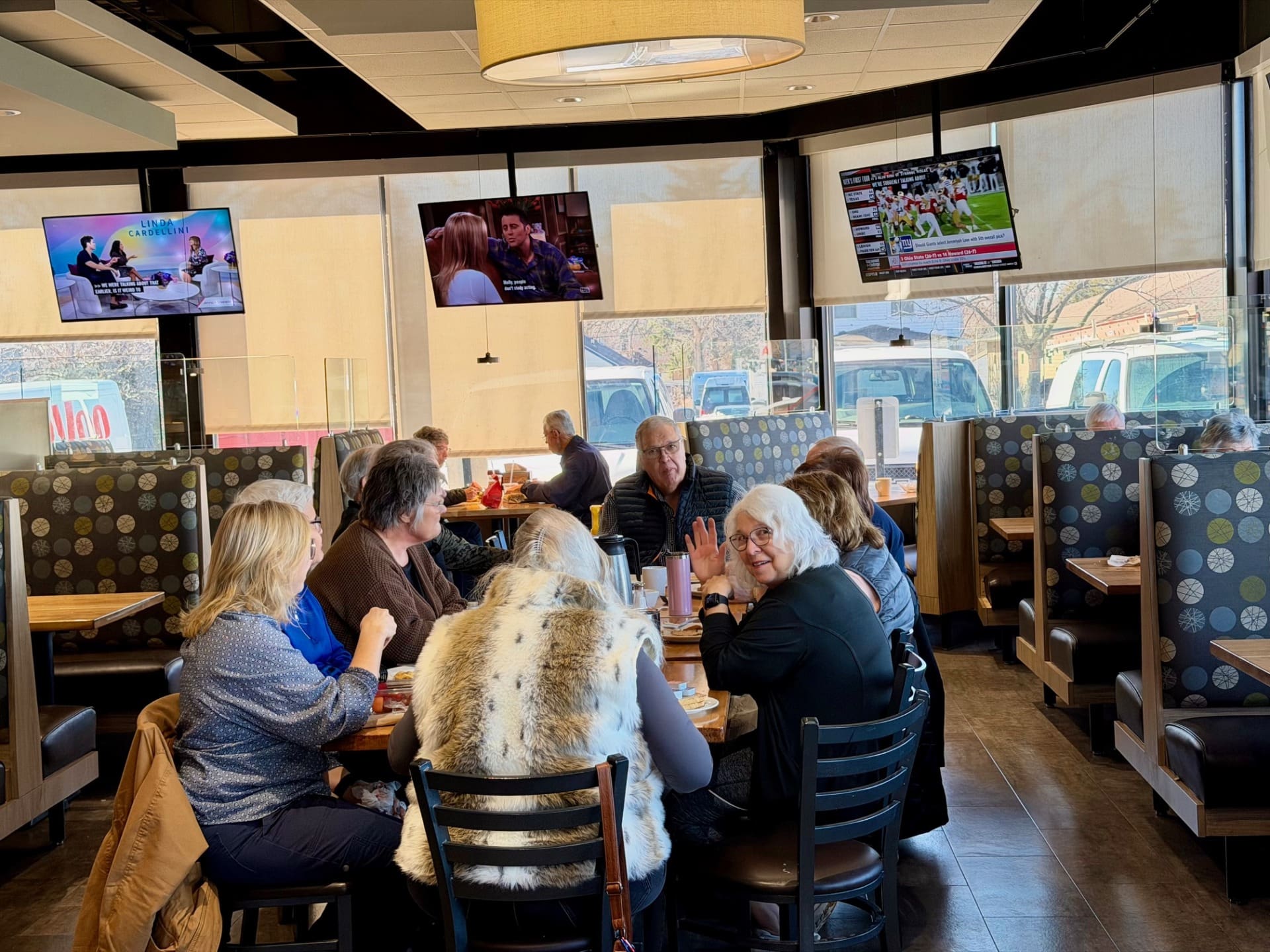 ‘Back To The Old-School Hy-Vee’: Grocer Recalibrates With New Twists On Proven Model 5 ywAAAAAAQABAAACAUwAOw==