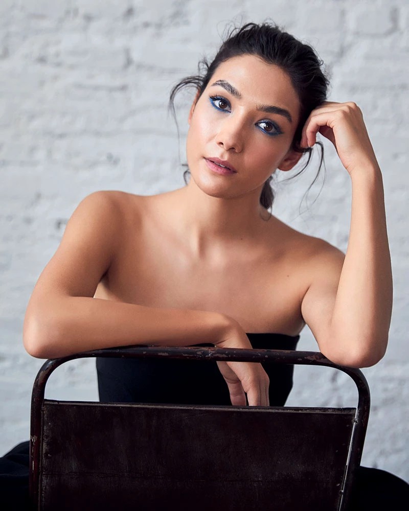 Aybüke Pusatın kırmızı bikinisi sosyal medyayı ikiye böldü - Son Dakika  Magazin Haberleri