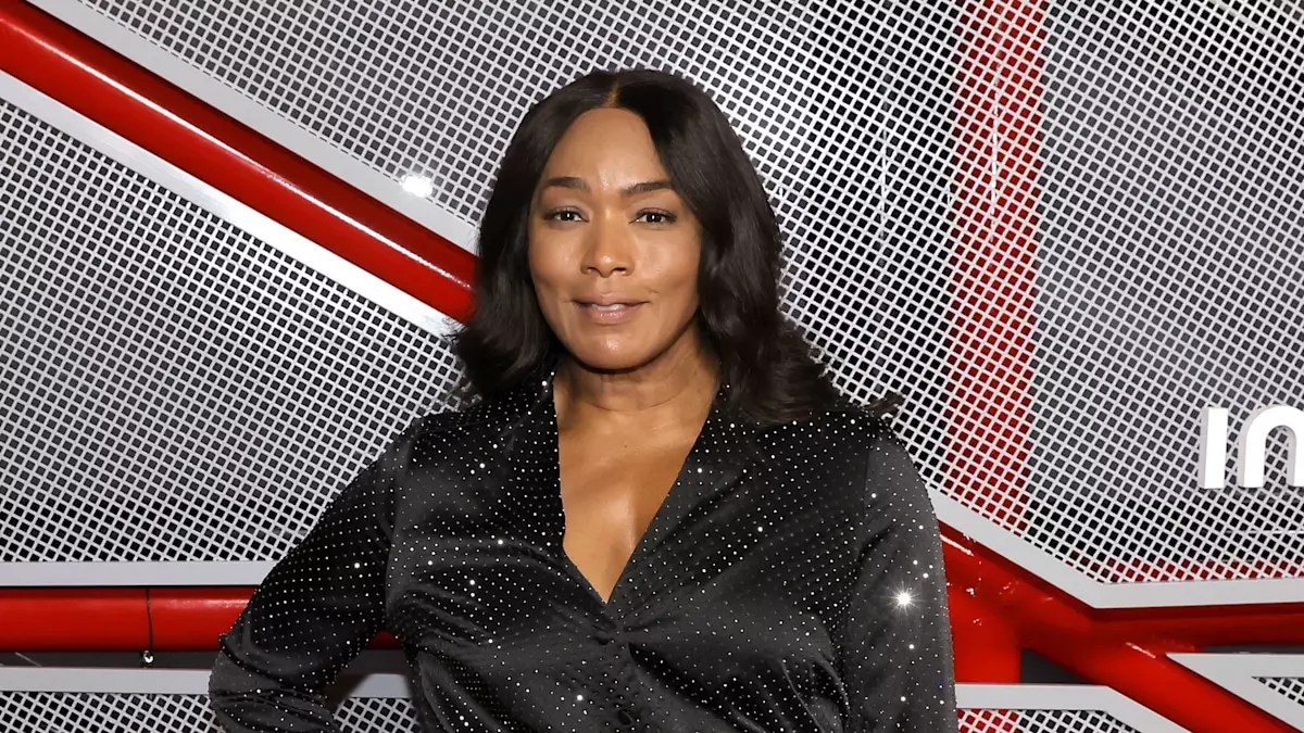 Angela Bassett and Family Enjoy Night Out with Bruno Mars