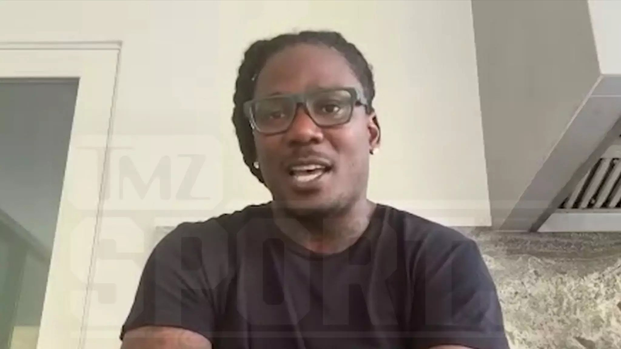 The Titans’ Dilemma: Should They Prioritize Travis Hunter Over a Quarterback?